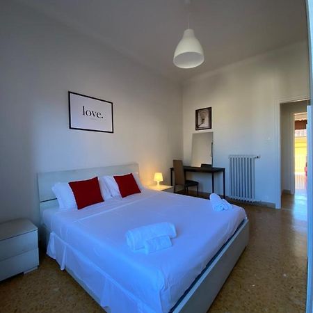 Comodo E Confortevole Nel Cuore Pulsante Di Pisa Buitenkant foto