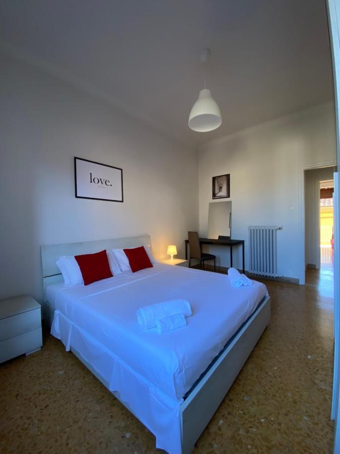 Comodo E Confortevole Nel Cuore Pulsante Di Pisa Buitenkant foto