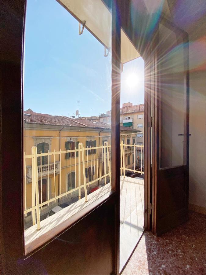 Comodo E Confortevole Nel Cuore Pulsante Di Pisa Buitenkant foto